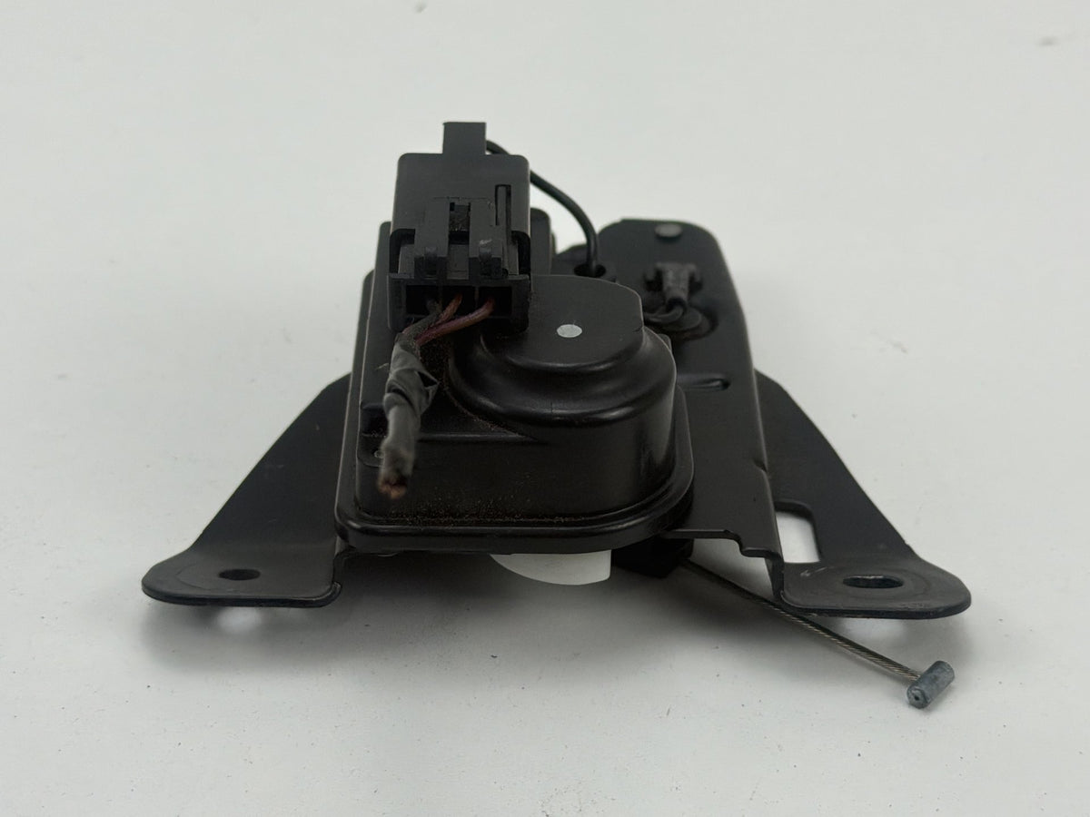 2014-2020 Maserati Quattroporte VI M156 Rear Trunk Lid Lock Latch Actuator OEM