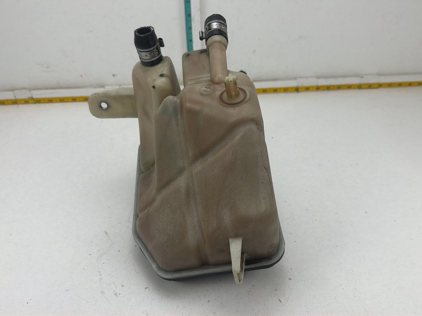 2014-2017 Maserati Ghibli Expansion Tank Coolant Bottle Reservoir 670031651 OEM