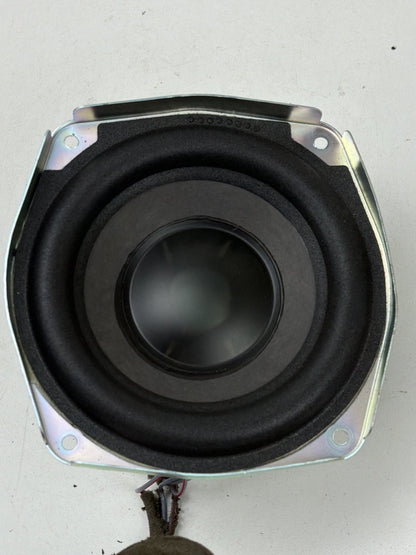 2007-2015 Audi Q7 Subwoofer Speaker Trunk Sound Bass Woofer 258028-002 OEM