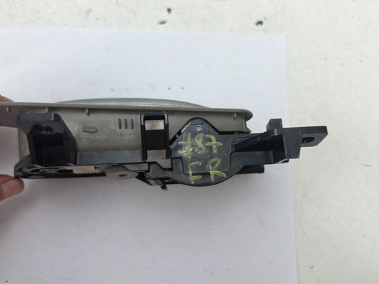 2015-2018 Kia Sedona Front Right Passenger Side Inner Door Handle OEM