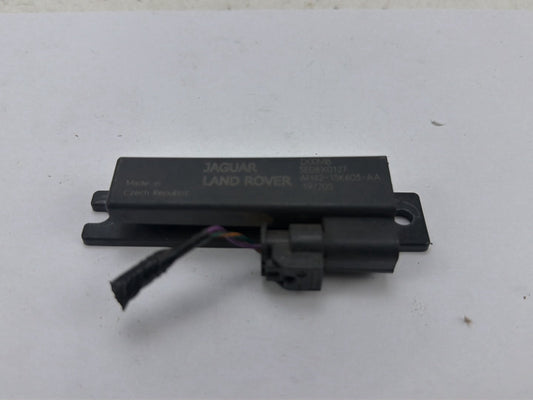 2017-2020 Jaguar F-Pace Passive Smart Keyless Entry Access Control Antenna OEM