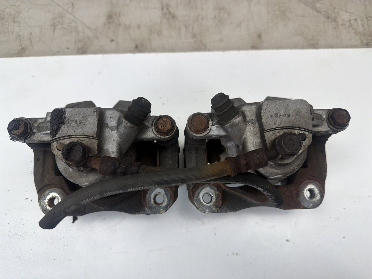 2007-2012 Lexus ES350 Front Brake Caliper Left Right Pair Set with Brackets OEM