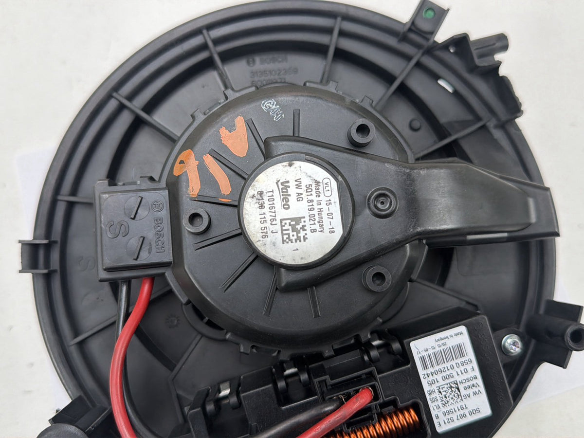 2015-2019 Audi A3 HVAC Heater Blower Motor Fan w/ Resistor 5Q1819021B OEM