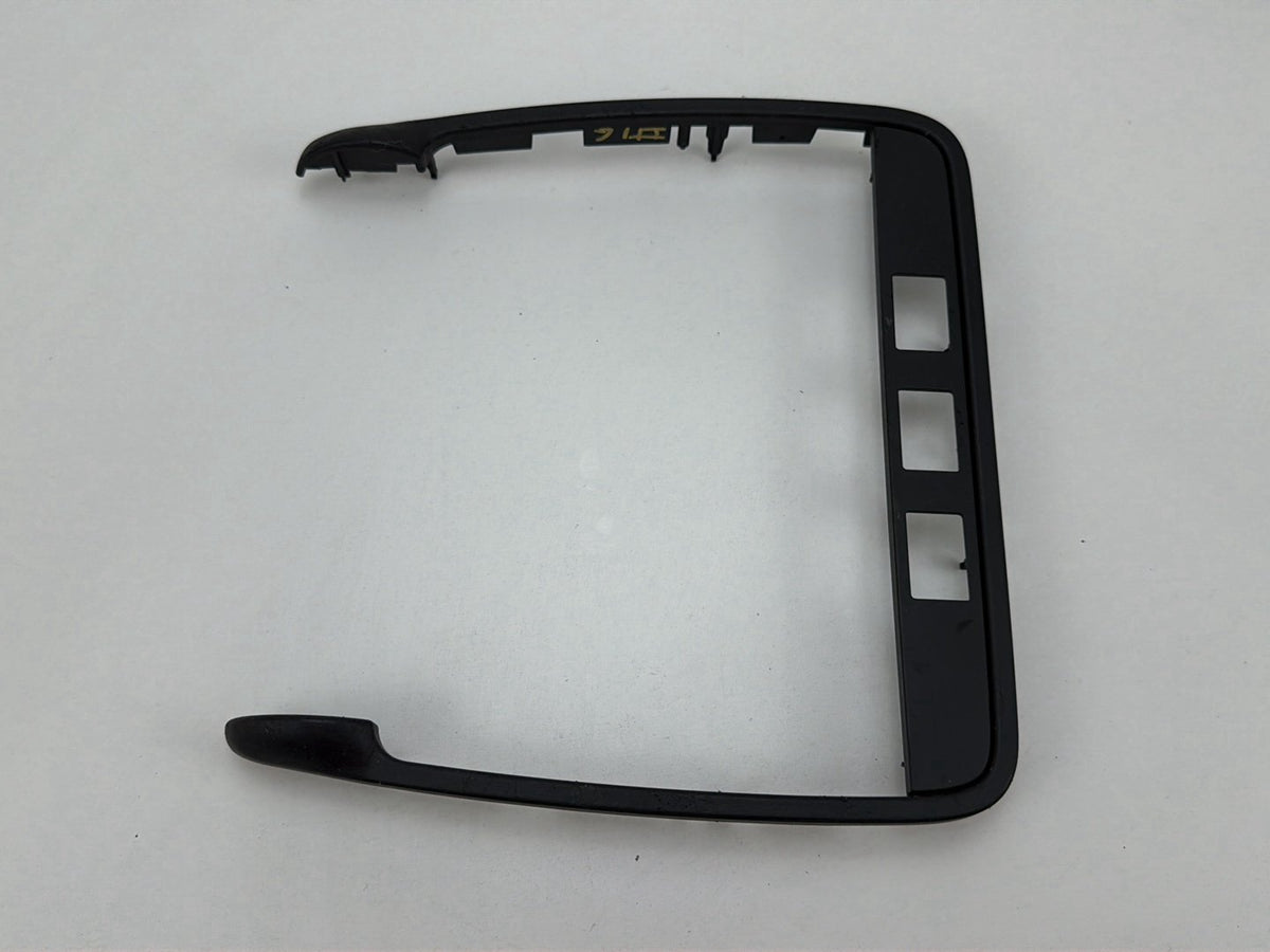 2003-2006 Porsche Cayenne Radio Trim Surround Bezel Cover Trim 7L5858079 OEM