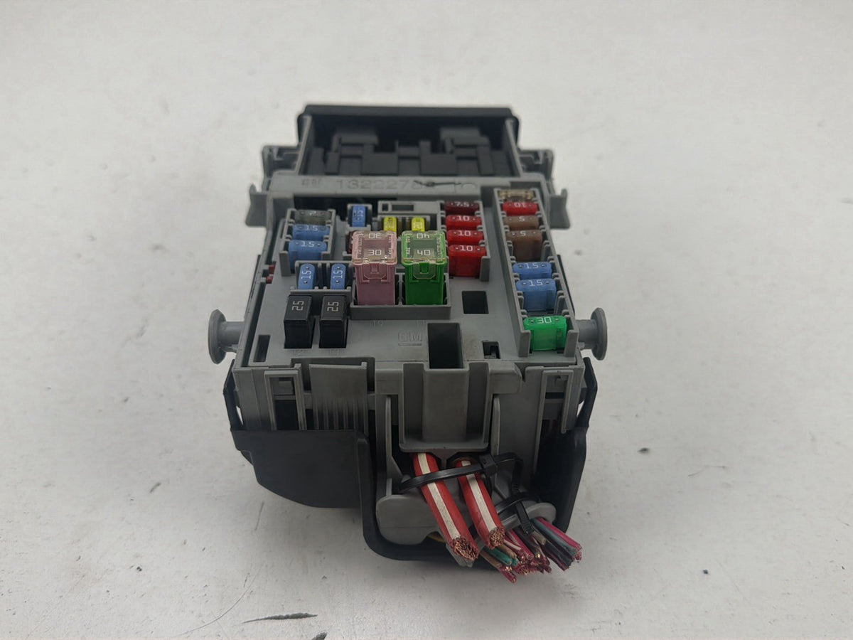 2010-2012 Buick LaCrosse Interior Cabin Fuse Box Relay 13222786 OEM