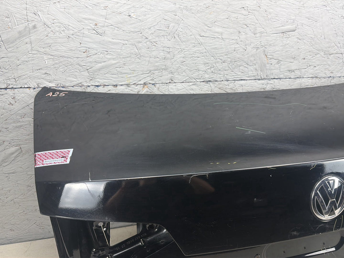 2015-2018 Volkswagen Jetta Rear Tailgate Liftgate Trunk Lid Panel OEM