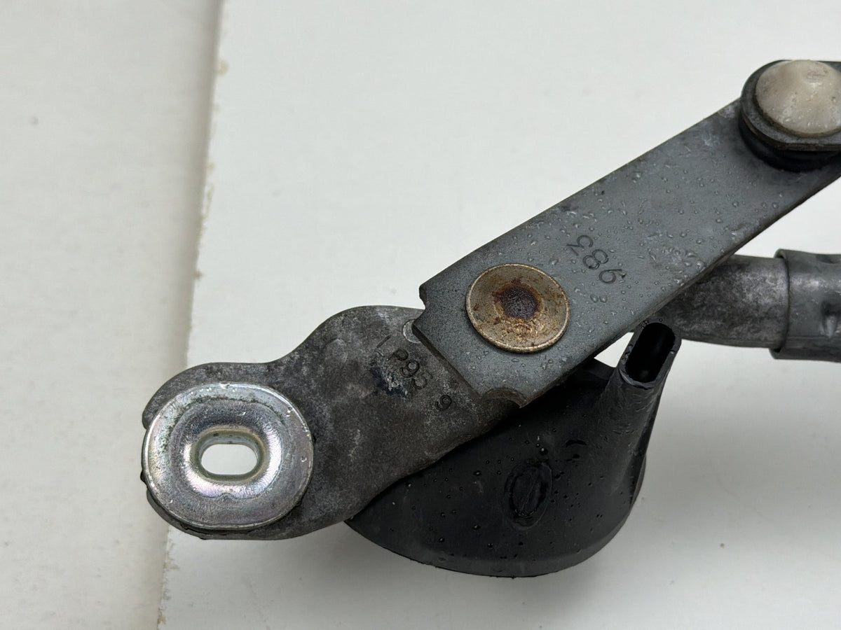 2006-2013 Lexus IS250 Windshield Wiper Motor Transmission Linkage Assembly OEM