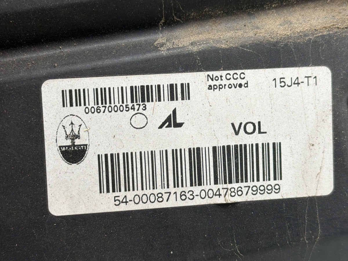 2014-2017 Maserati Ghibli Front Right Passenger Side Headlight 00670005473 OEM