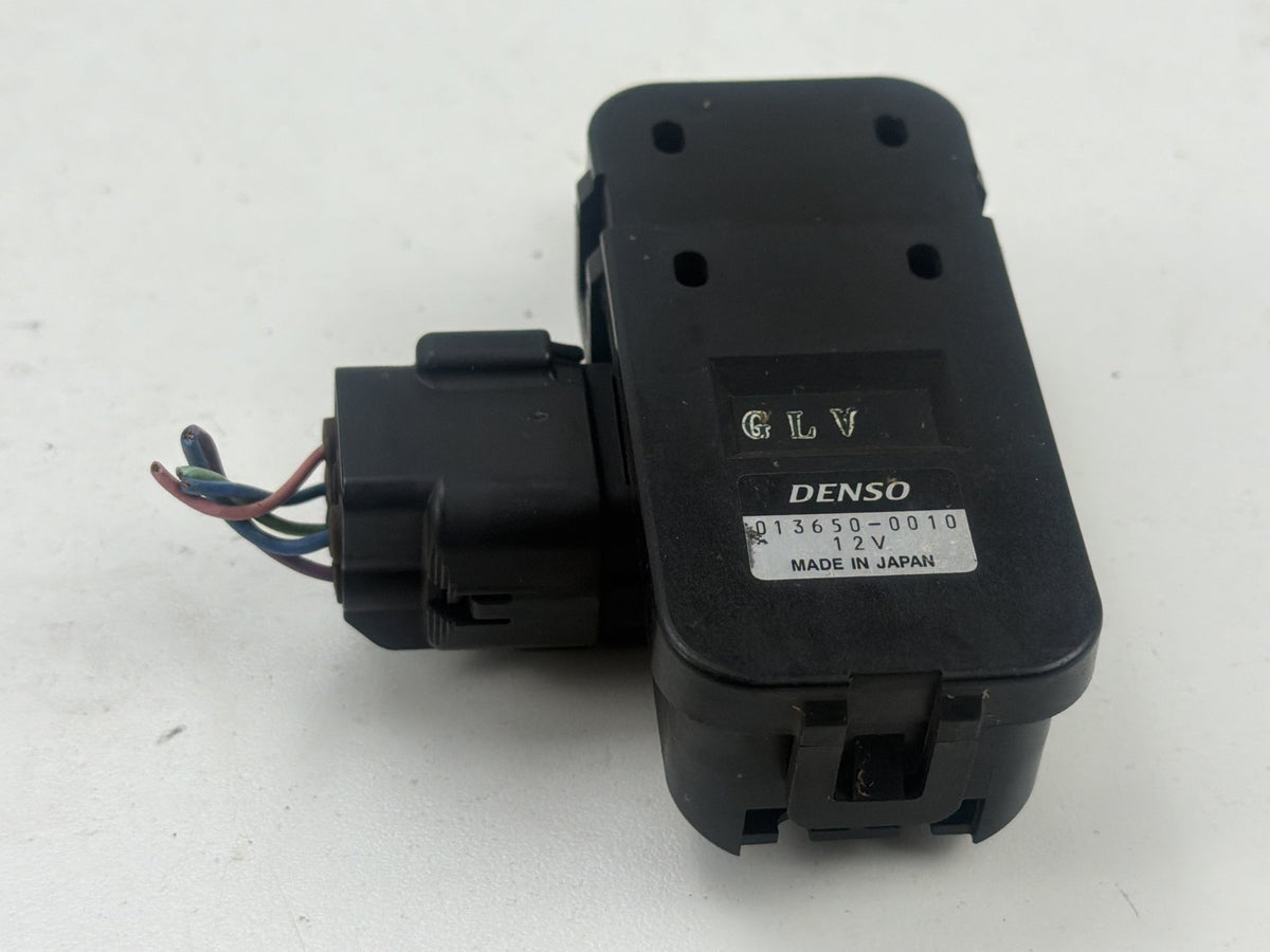 2004-2006 Lexus LS430 Smog Emission Sensor Control Unit 013650-0010 Cracked OEM