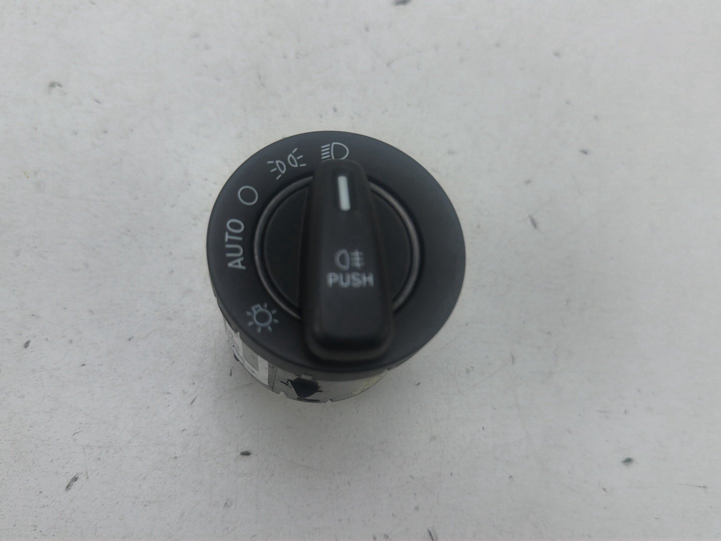 2014-2017 Maserati Ghibli III M157 Front Dash Headlight Control Switch 670019822 OEM