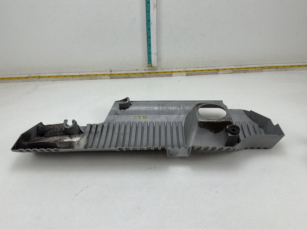 2010-2015 Toyota Prius Engine Cover Top Shield 11212-37090 OEM