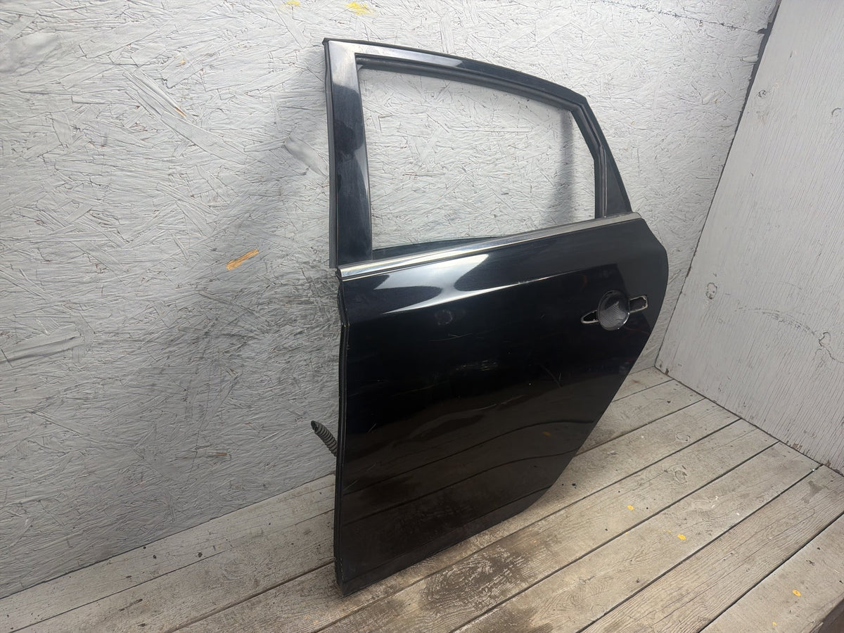 2007-2009 Lexus ES350 V40 - Rear Left Door Shell OEM