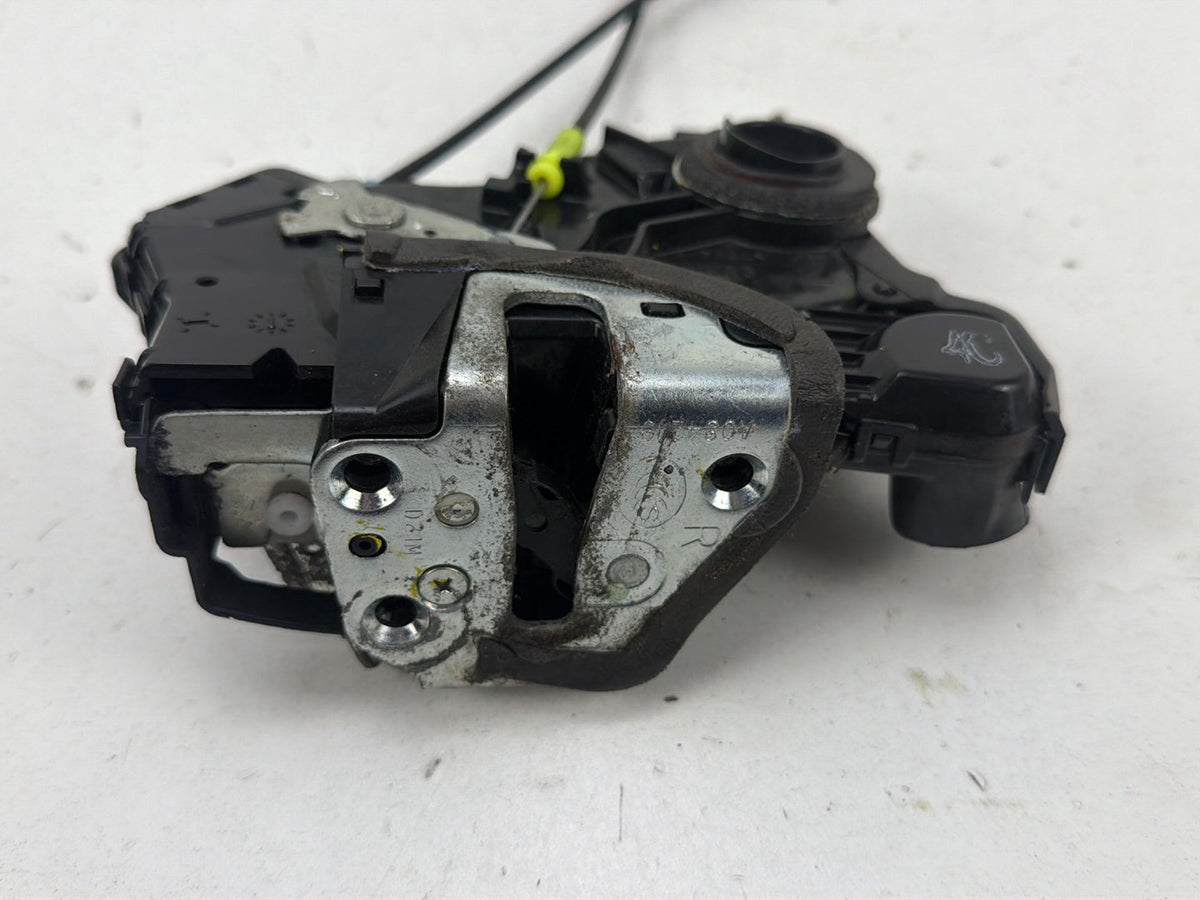 2012-2017 Toyota Camry Right Side Door Lock Latch Actuator Motor A084249 OEM
