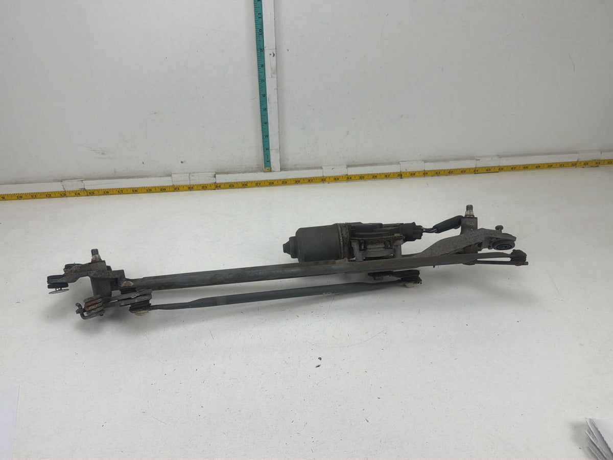 2007-2012 Lexus ES350 S190 Front Windshield Wiper Linkage & Motor 8511033330 OEM