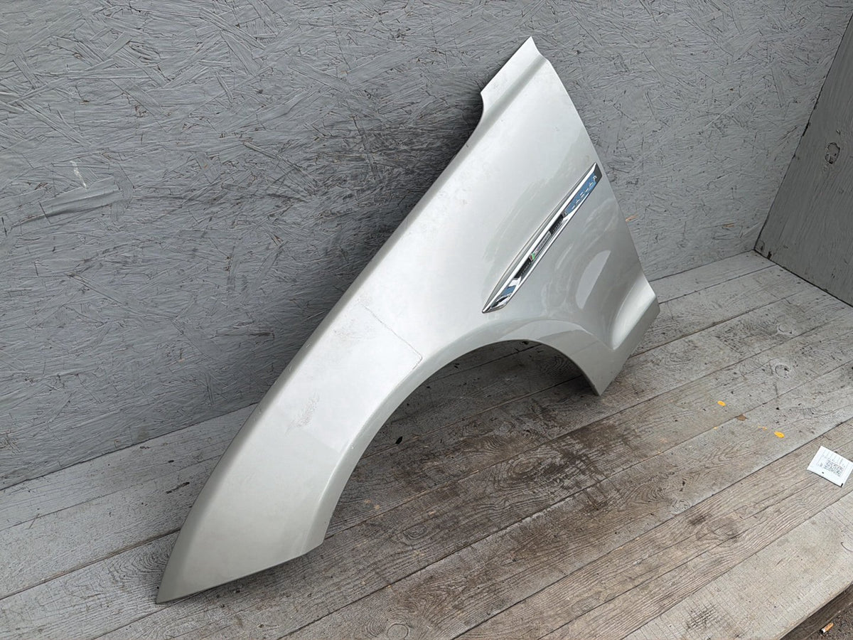 2010-2019 Jaguar XJ X351- Front Left Driver Side Fender Panel AW 93-F 161 35 OEM