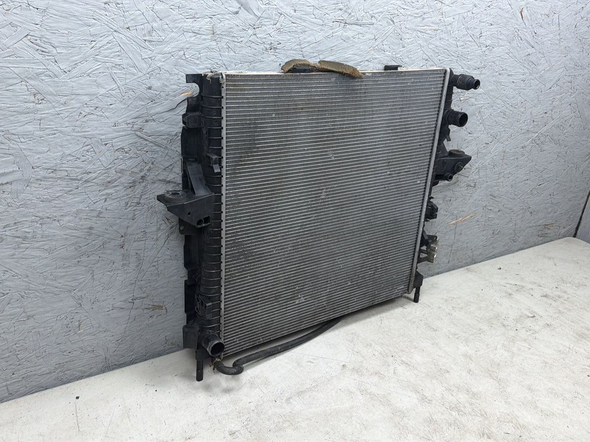 2010-2013 Range Rover Sport L320 5.0l V8 Engine Cooling Radiator OEM