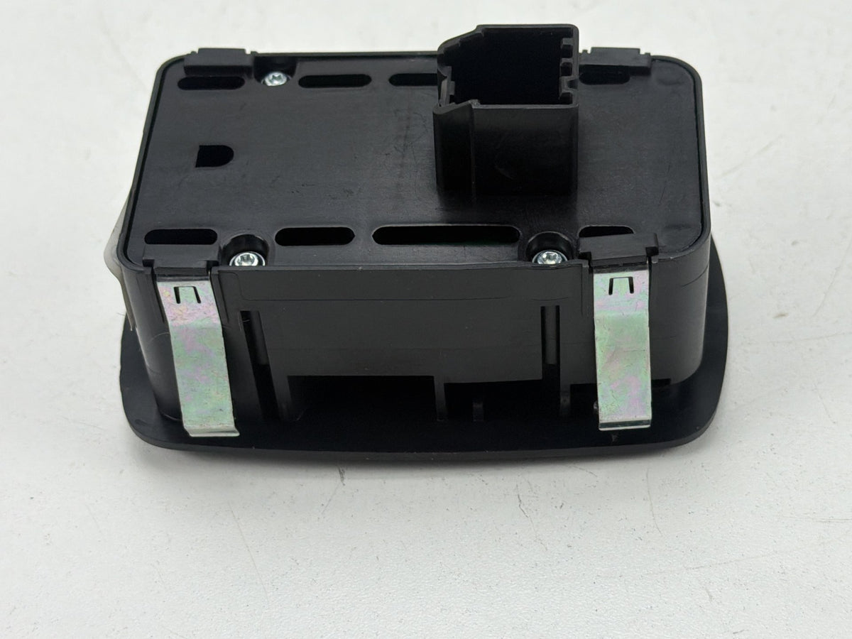 2014-2017 Maserati Ghibli Right Rear Door Window Switch 670025405 OEM