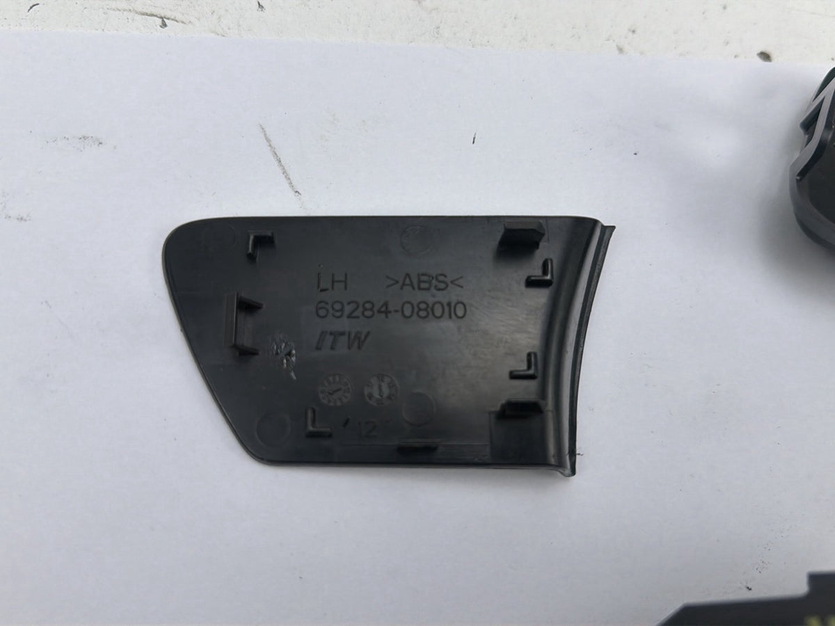 2015-2017 Toyota Camry Rear Left Driver Side Interior Door Handle w/ Cover OEM