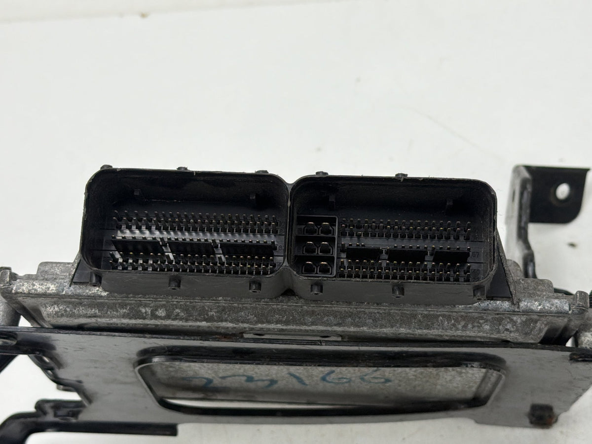 2013-2016 Hyundai Santa Fe Turbo Engine Computer Control Module 39100-2GBC0 OEM