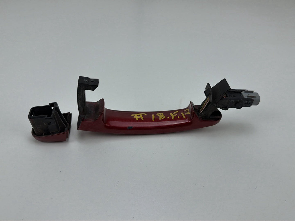 2013-2017 Volkswagen Tiguan Right Front Door Handle 5N0-837-205-M OEM