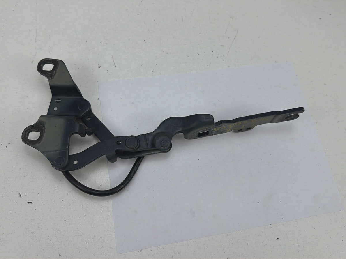 2007-2008 BMW 328xi Front Left Driver Side Hood Hinge 7115263 OEM