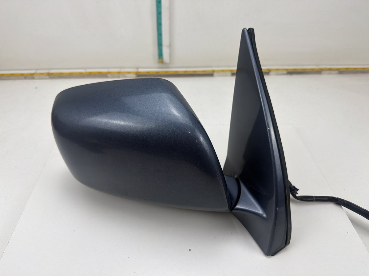 2001-2007 Toyota Highlander Right Passenger Side View Door Mirror E4012142 OEM