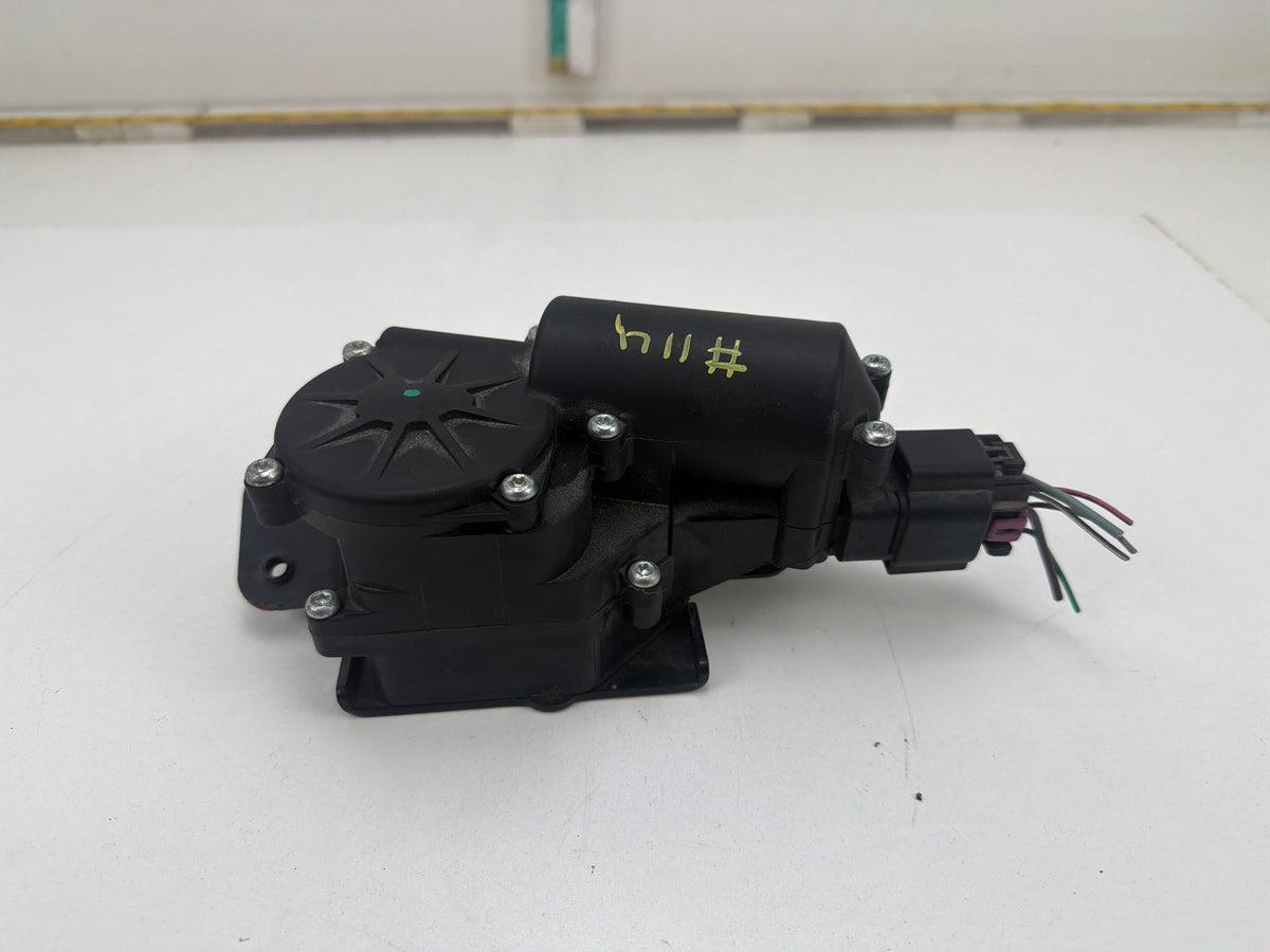 2007-2014 GMC DENALI GMT900 Rear Power Liftgate Latch Lock Actuator Motor OEM