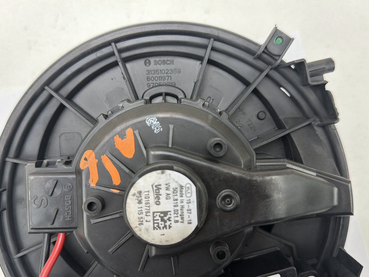 2015-2019 Audi A3 HVAC Heater Blower Motor Fan w/ Resistor 5Q1819021B OEM