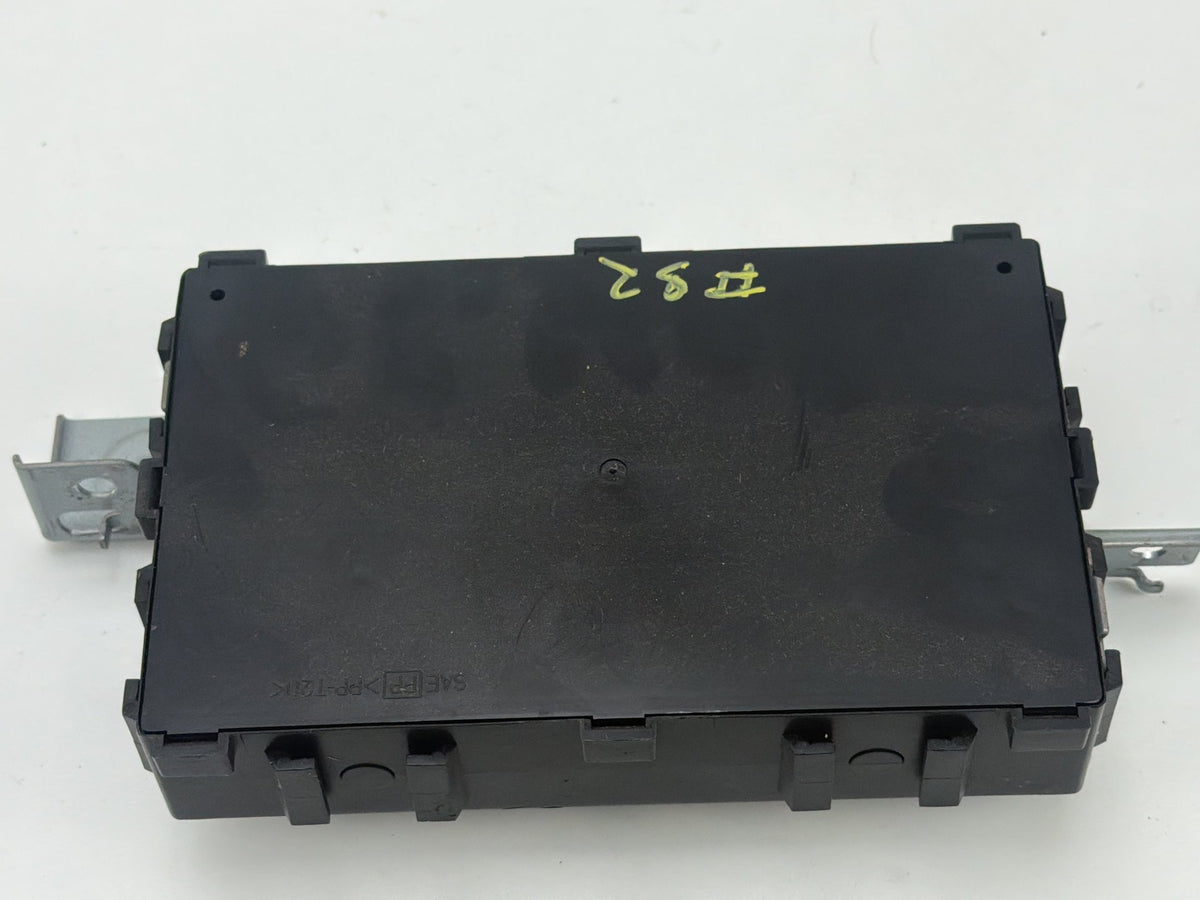 2011-2013 Infiniti QX56 Body Control Module Chassis Computer 284B1-1LA0A OEM