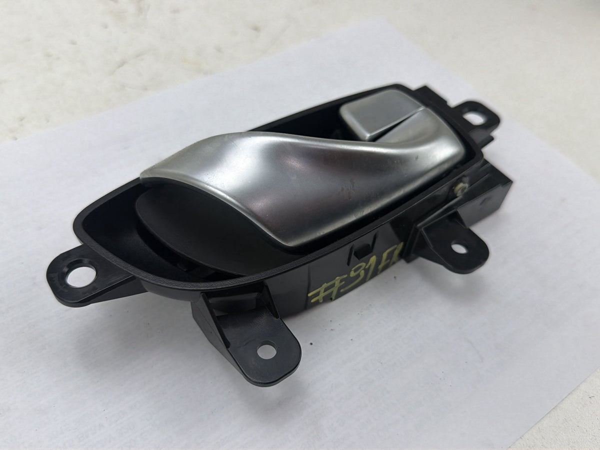 2014-2021 Infiniti Q50 Front Right Passenger Side Interior Door Handle OEM
