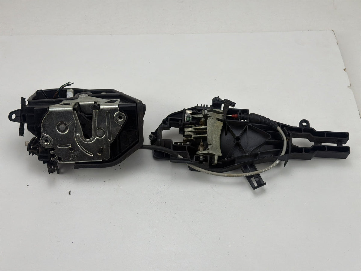 2009-2013 BMW 335i xDrive Front Right Side Door Lock Latch Actuator OEM
