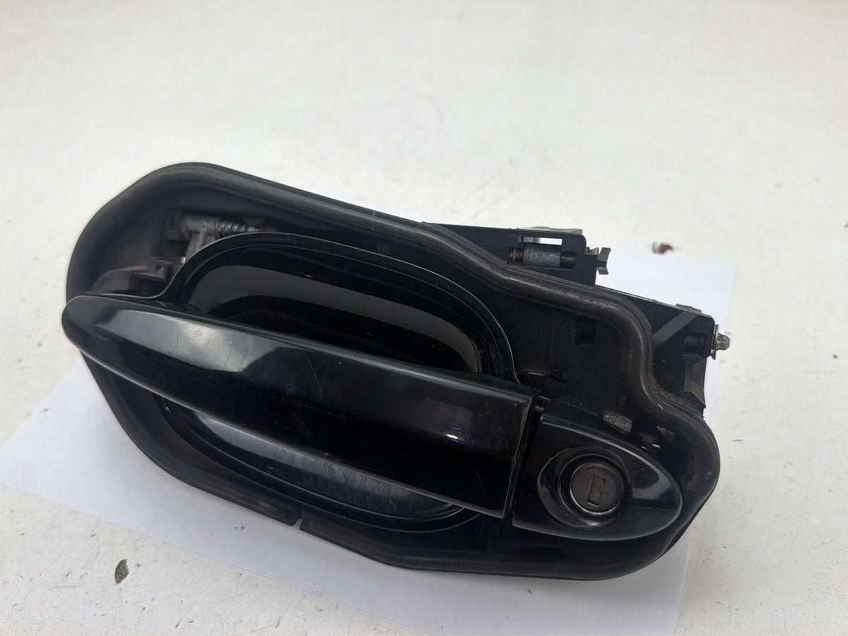2008-2010 BMW 528i E60 Front Left Driver Side Exterior Door Handle 7191615 OEM