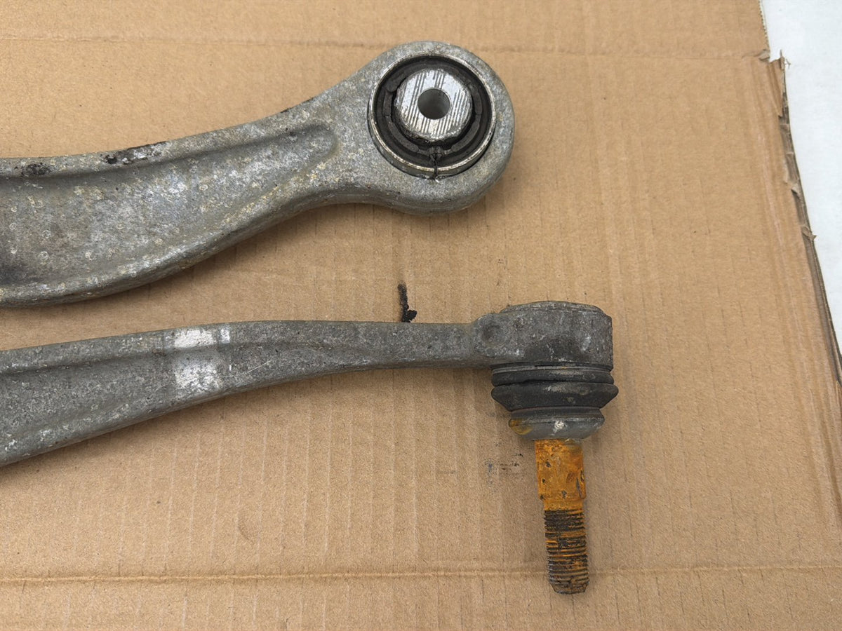 2012-2016 BMW 528i F10 Left & Right Rear Lower Control Arm Set EN6082T6 OEM