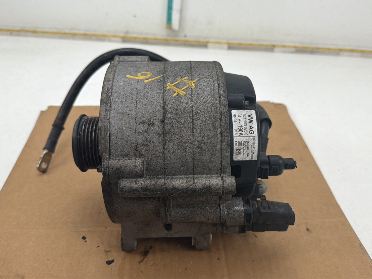 2004-2006 Porsche Cayenne Alternator Generator Assembly 021 903 026K OEM