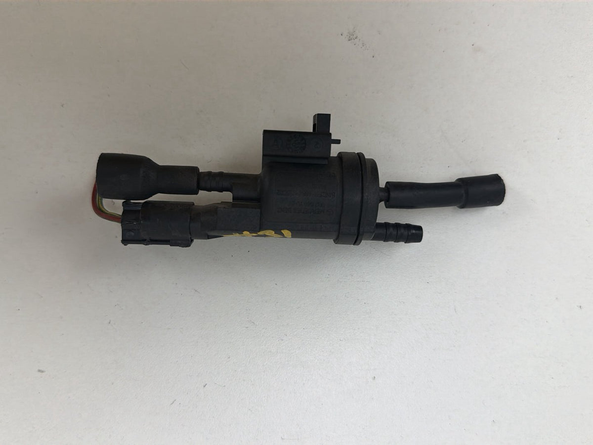 2007-2013 Mercedes-Benz S-Class W221 EGR Change Over Vacuum Solenoid Valve OEM