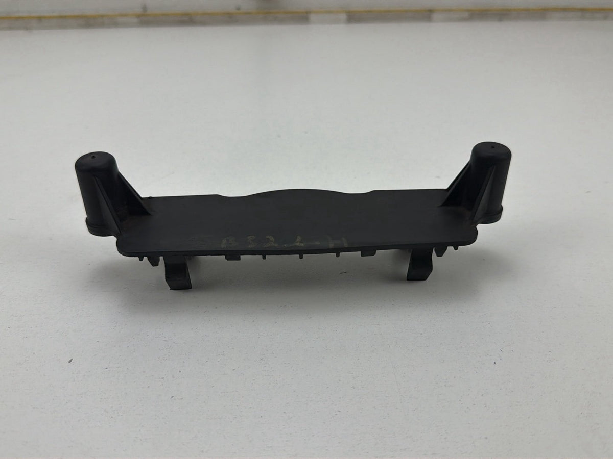 2010-2014 Mercedes-Benz E-Class-Left Hood Hinge Cover Trim PN:A2128891025 OEM