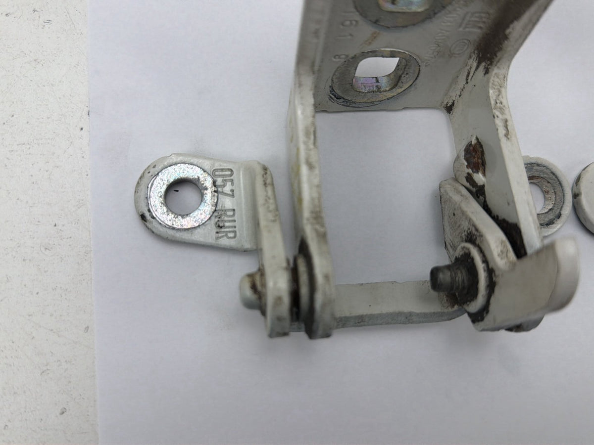 2010-2013 Buick LaCrosse Rear Right Passenger Door Hinges Upper Lower Set OEM
