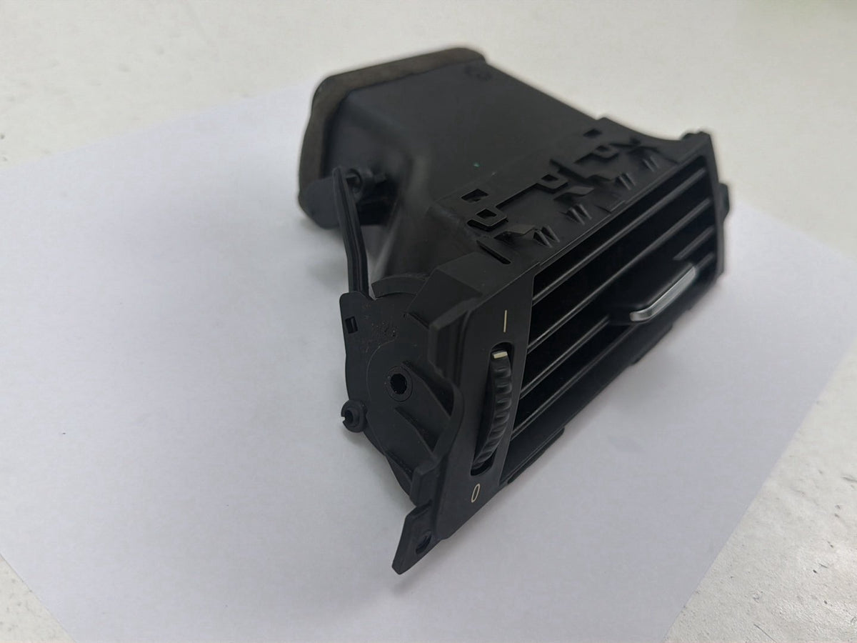 2007-2008 BMW 328xi Front Left Driver Side Dash Air Vent 9123297 OEM
