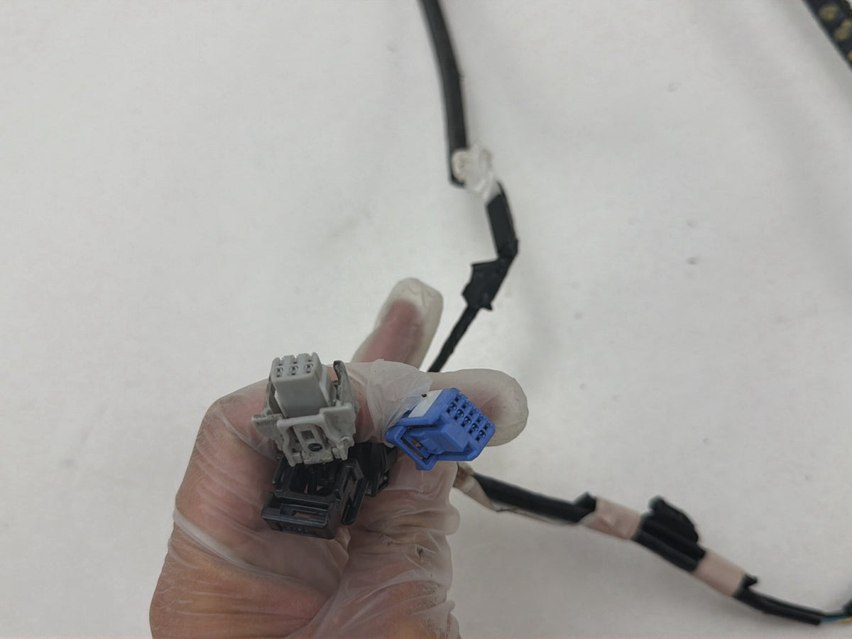 2010-2015 Toyota Prius Front Right Harness Electrical Key Wire 89746-47040 OEM