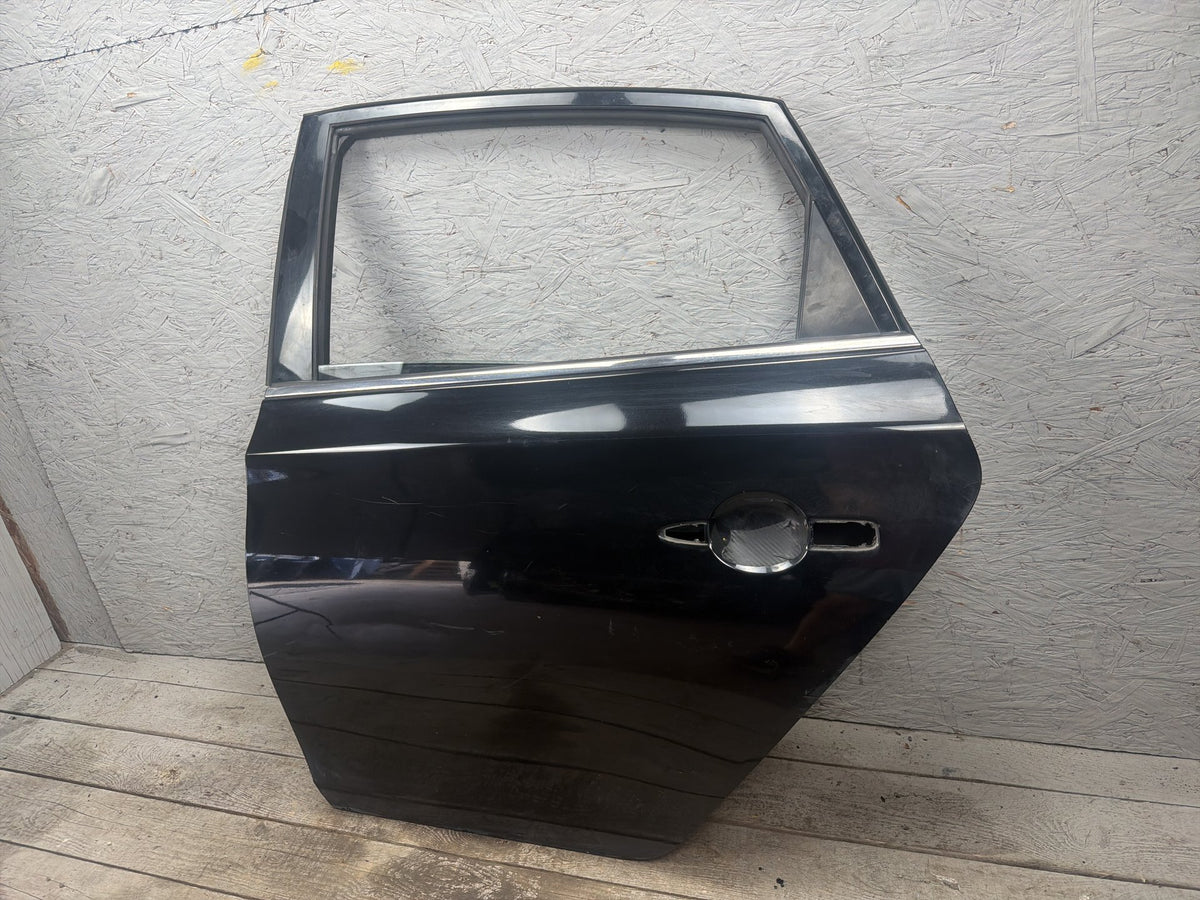 2007-2009 Lexus ES350 V40 - Rear Left Door Shell OEM