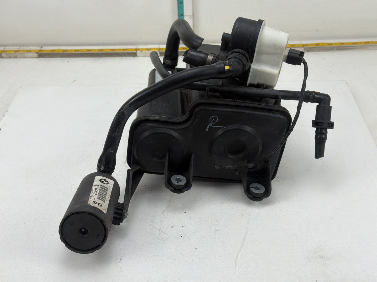 2007-2013 BMW X5 Carbon Vapor Charcoal Canister Leak Detection Pump 7164407 OEM