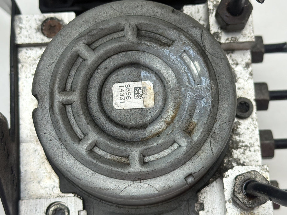 2013-2015 Ford C-Max - ABS Anti-Lock Brake Pump FV68-2C555-BA OEM