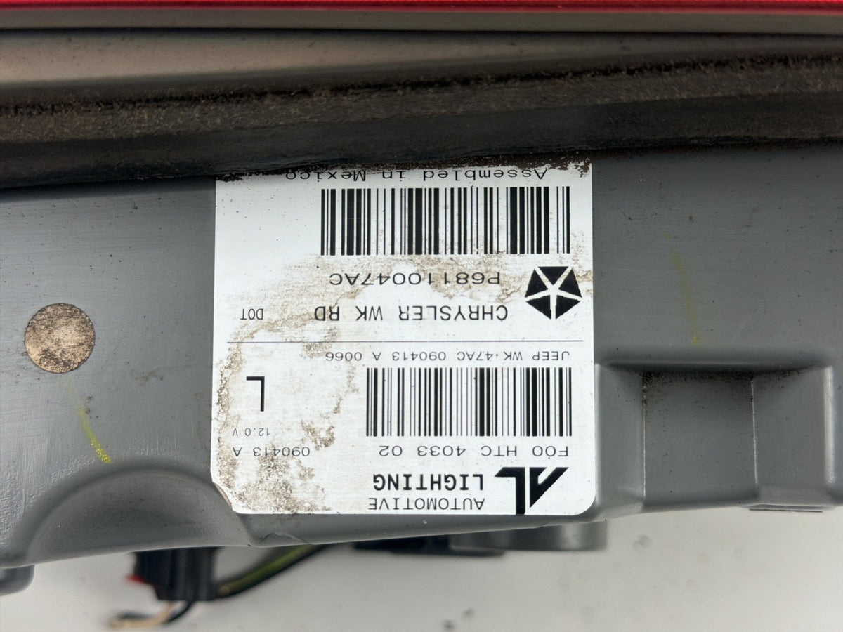2014-2021 Jeep Grand Cherokee Rear Left Driver Side Tail Light P68110047AC OEM