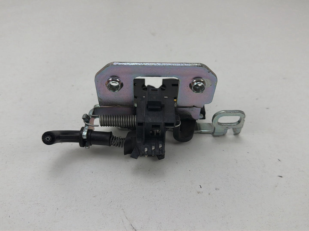 2010-2011 Mercedes-Benz E-Class-Rear Left Rear Release Lock Latch Handle OEM