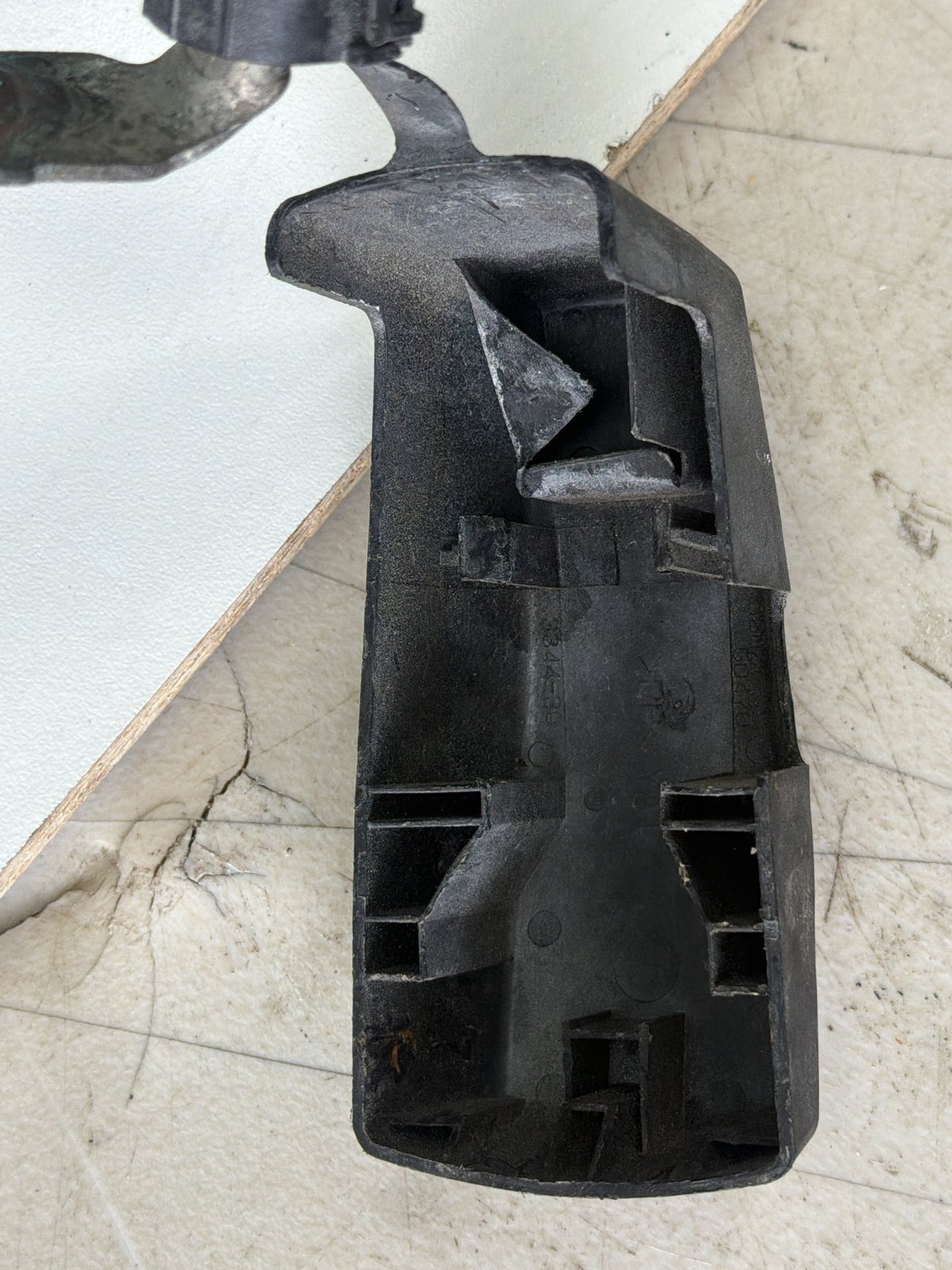 2006-2013 Lexus IS250 E20 Engine Under Hood Fuse Box Relay Junction Block OEM