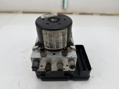 2006 Jeep Grand Cherokee ABS Anti-Lock Brake Pump Control Module P52124081AE OEM