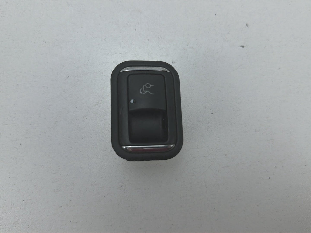 2010-2016 Mercedes-Benz E-Class Trunk Lid Tailgate Open Release Switch OEM