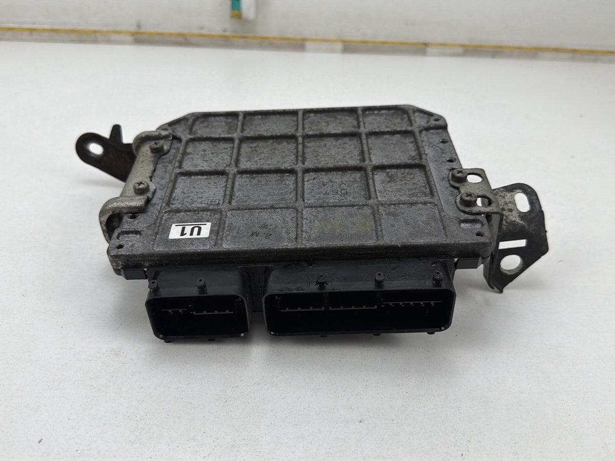 2010-2011 Toyota Prius W30-1.8L 2ZRFXE Engine Computer/ ECU Control Module OEM