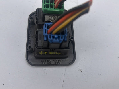 2003-2006 Lincoln Navigator Rear 3rd Row Right Seat Fold Switch 2L14-7831012 OEM