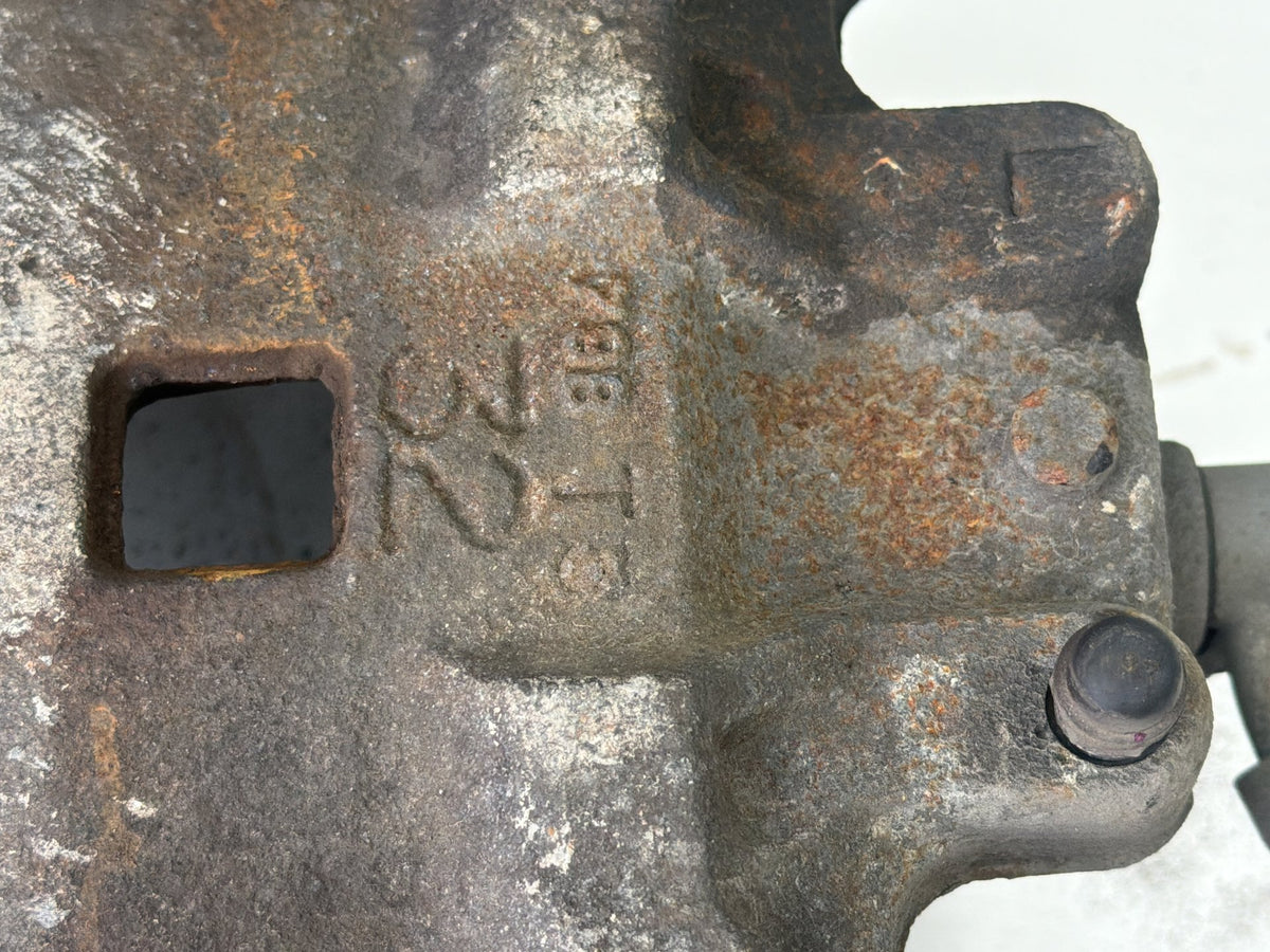 2013-2019 Nissan Sentra Front Left/Right Disc Brake Caliper Set Pair OEM